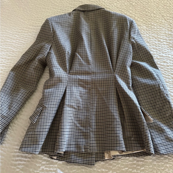 H&M blazer - Picture 2 of 3